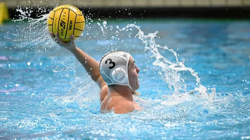 #15 Water Polo Splits Weekend Games in New York