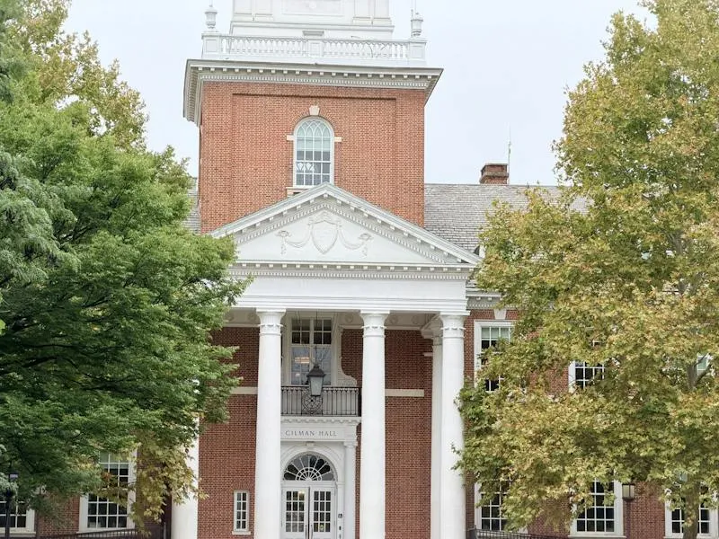 Aronson Center hosts talk on U.S.-Canada relations