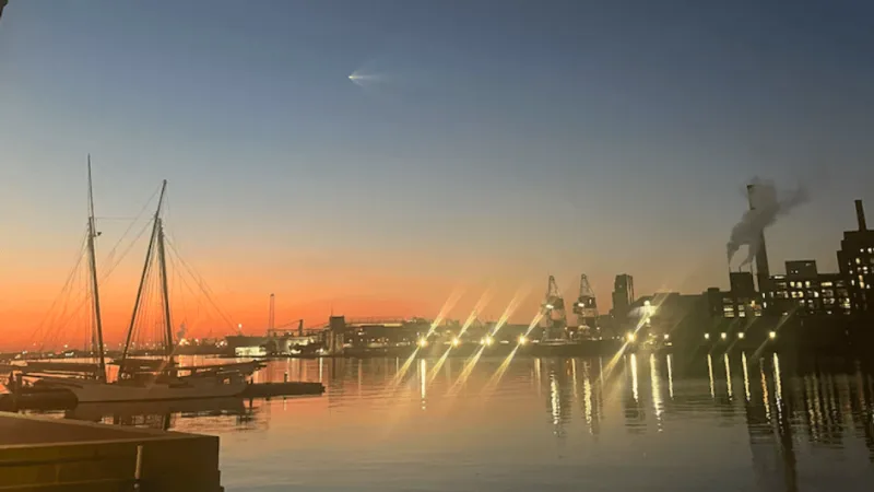 SUN: SpaceX launch created glowing 'jellyfish cloud' over Maryland