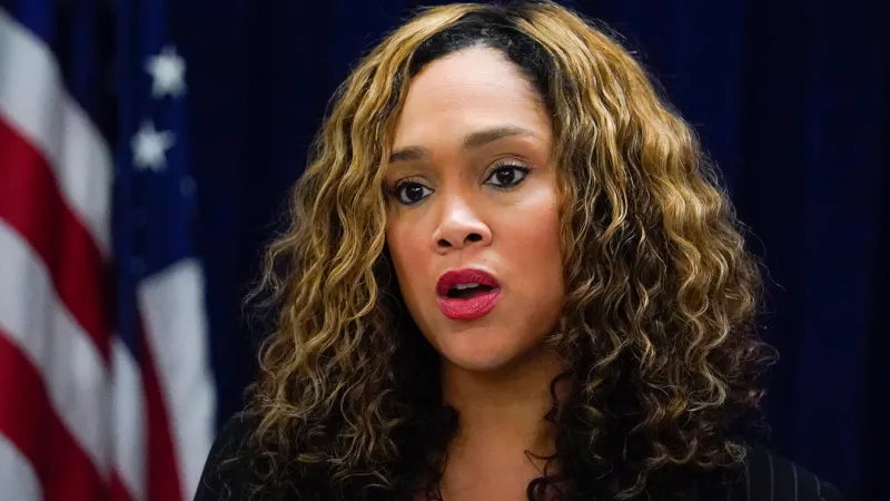 Mosby keeps Florida vacation home as feds walk away, critics warn of bad message