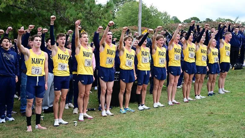 Strong Pack Finish Leads Men's Cross Country Over Army