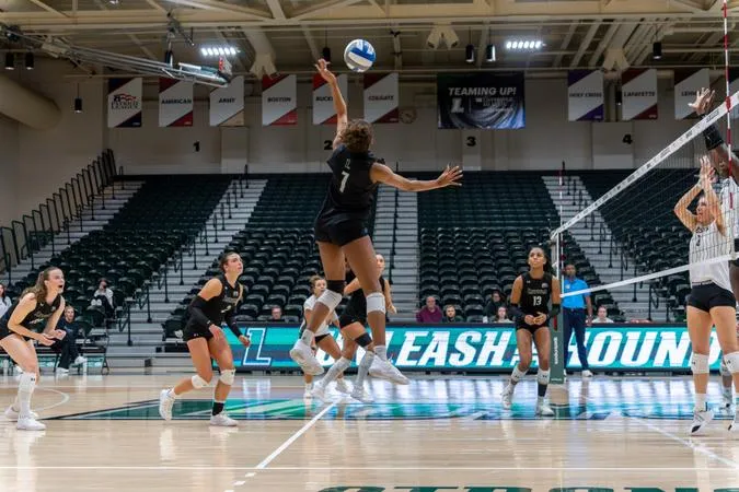 Volleyball Shuts Down Lafayette To Earn Season Sweep