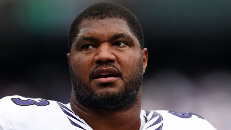 Ravens defensive lineman Calais Campbell makes NFL history with tonight's game in Atlanta