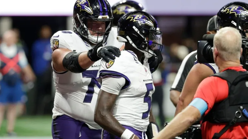 Huntley leads late TD drive to force OT, scores on 1-yard run as Ravens beat Falcons