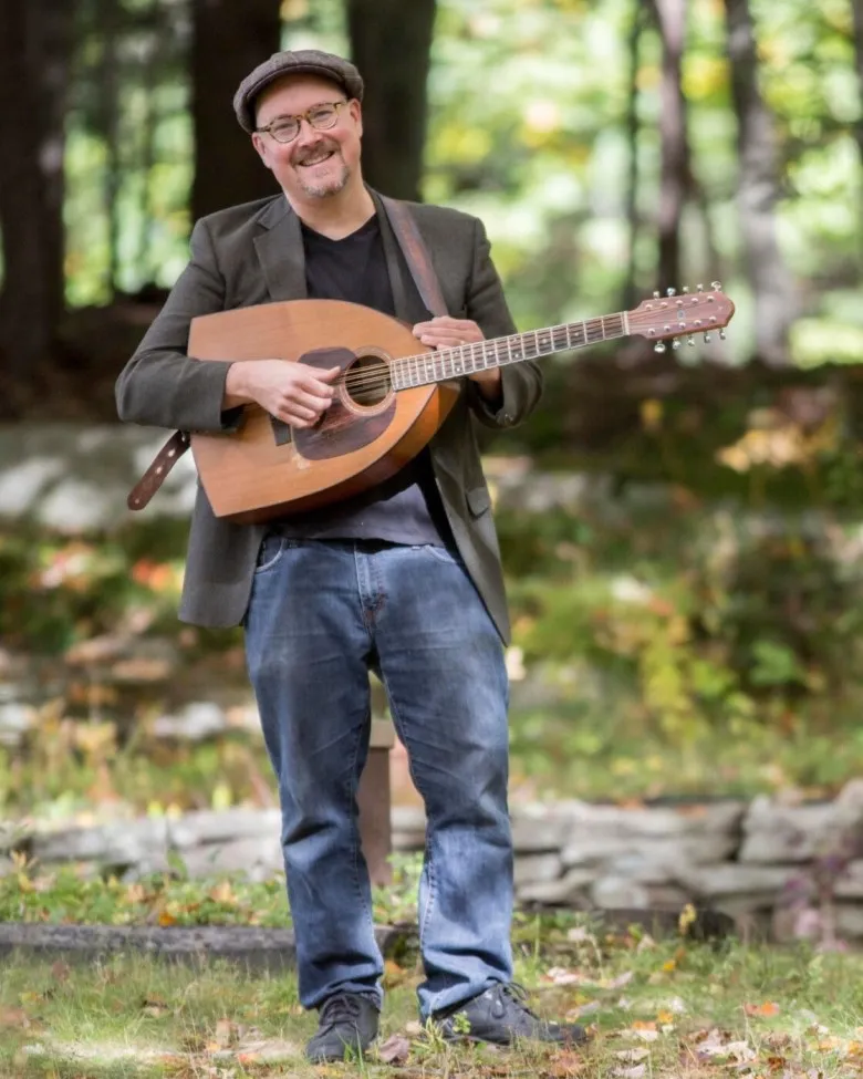 Jud Caswell takes Freeport stage