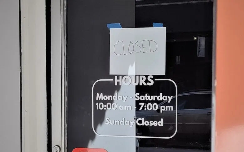 Sherman Oaks California Kitchen closes