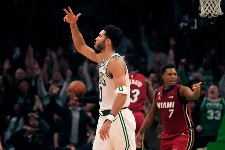 Tatum scores 49 as Celtics hold off hot-shooting Heat, 134-121
