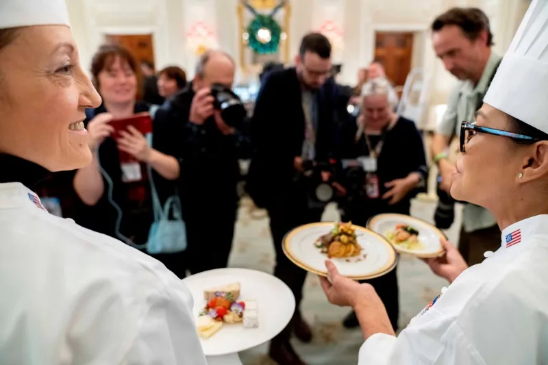 200 live Maine lobsters shipped for ritzy White House dinner party