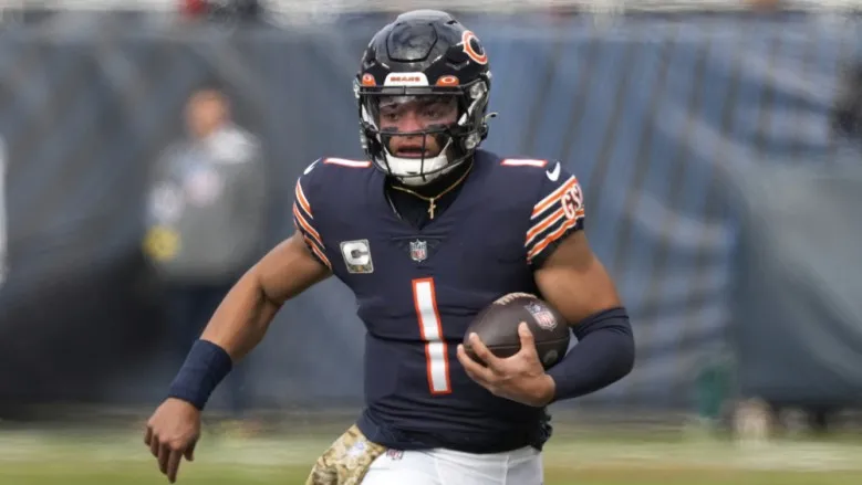 NFL notebook: Bears QB Fields set to return from shoulder injury