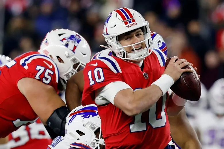 Patriots notebook: Emotions boiling over after frustrating loss to Bills