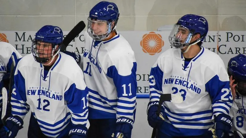 Power play helps Nor'easters down Rams, 4-1