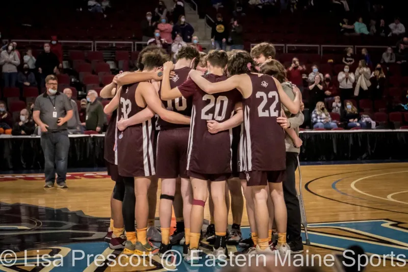 Orono puts defense on display with suffocating performance in boys basketball win over Central