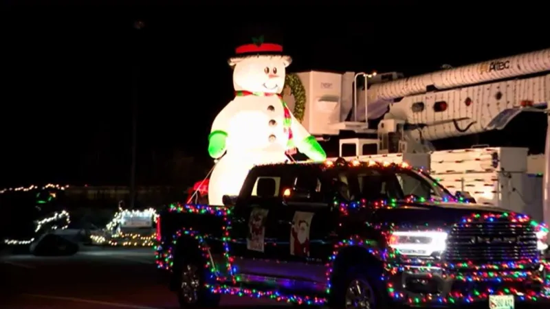 Parade of Lights kicks off Sparkle Celebration in Freeport