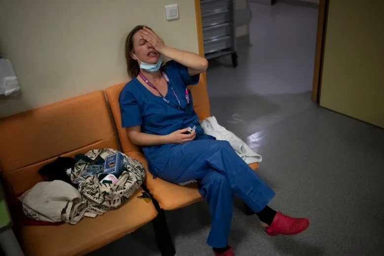 COVID hospitalizations rising post-Thanksgiving after an autumn lull