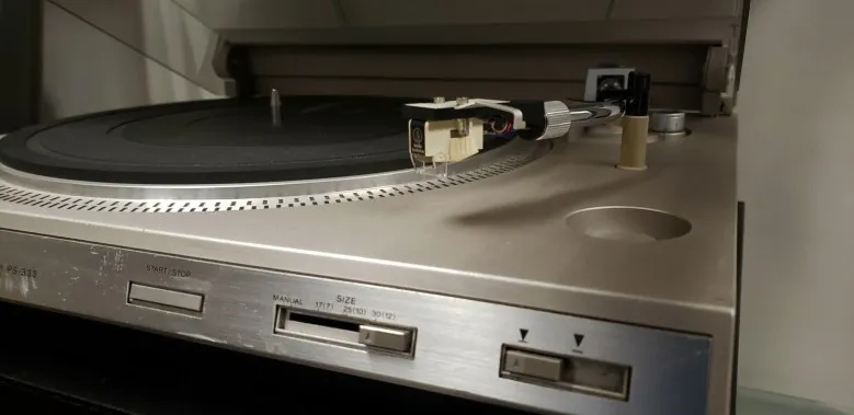 Face the Music: Where to shop for the vinyl lovers on your list