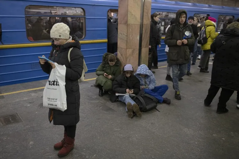 Ukraine reports new barrage of widespread Russian strikes