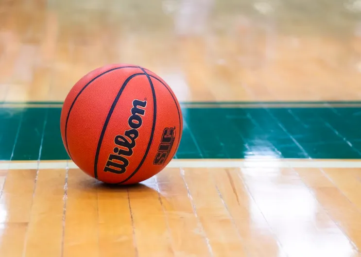 Wilton Rec Department holding basketball sign-ups for 4-8 grades