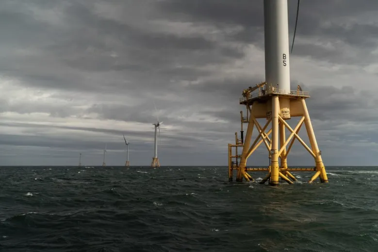 U.S. offshore wind power gets jump-start with 1st lease auction