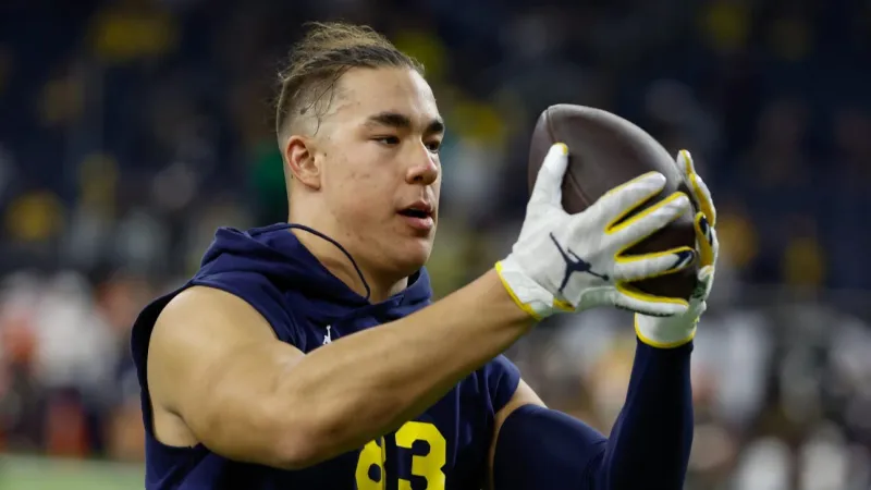 Michigan TE Zack Marshall Apologizes For Leaked Texts Criticizing OC Jason Beck