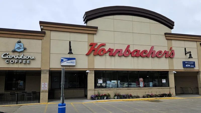 Woman starts petition to try and save Hornbacher's Express in Fargo