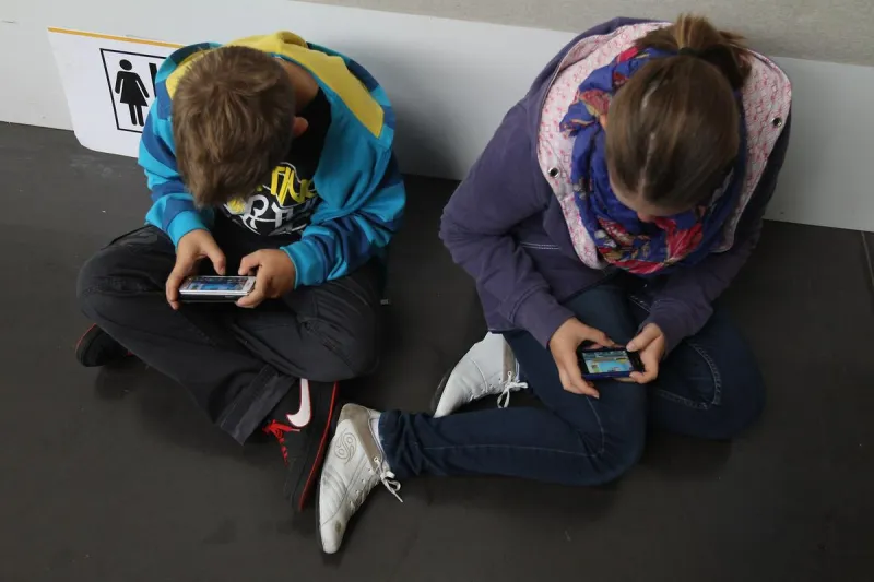Changes To Cellphone Use Coming To Sartell Schools In 2026