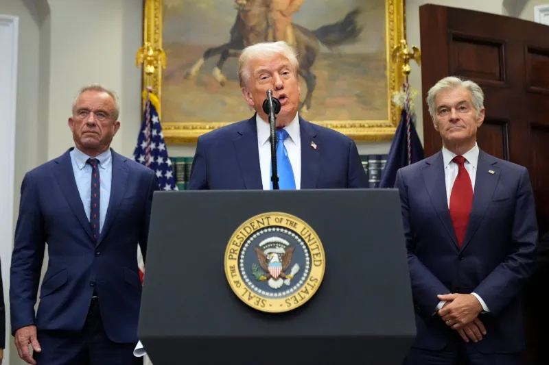 Trump administration seeks to have all federal employees sign non-disclosure agreements