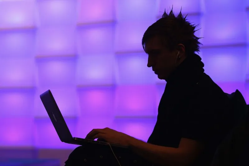 FBI Issues Warning To Microsoft 365 Users