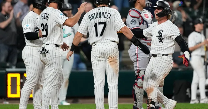 Meidroth hits 1st grand slam, Sandlin retires 18 straight in MLB debut as White Sox beat Twins 15-2