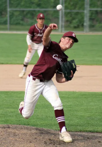 Anderson settles in, Greyhounds beat Wolverines