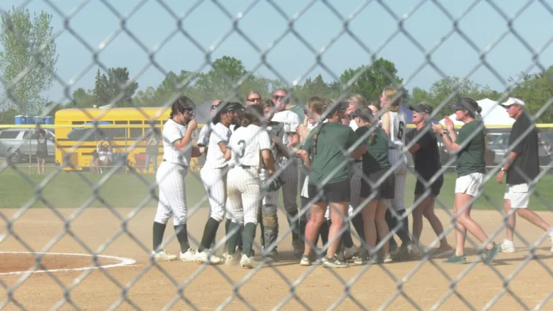 HIGHLIGHTS: Roseau Forces Winner-Take-All Title Game (And other MN SB/BSB/LAX scores)