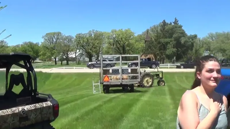 Grove Lake Memorial parade (VIDEO)