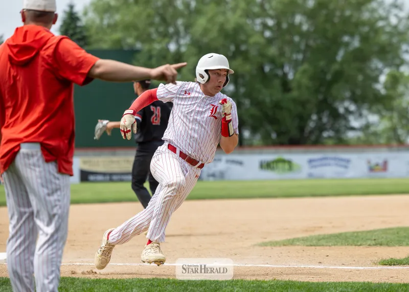 Luverne closes baseball season 17-6