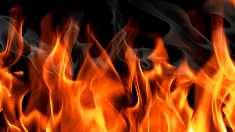 Crews respond to fire at Horace High School