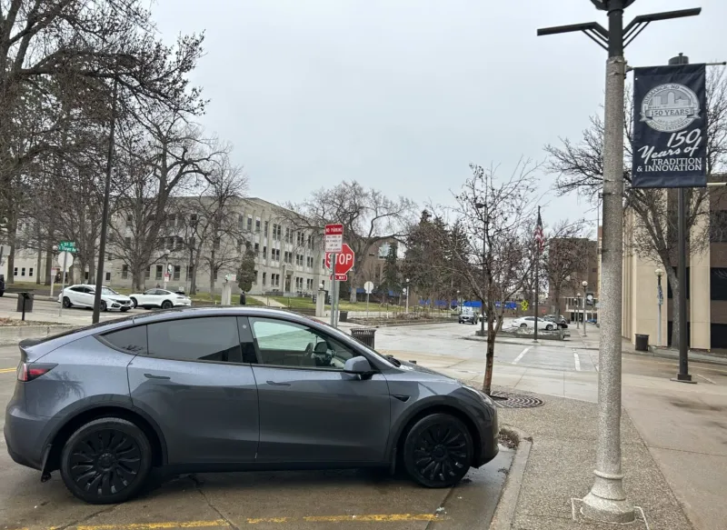 Judge kicks Tesla's North Dakota dealership dispute to administrative appeal