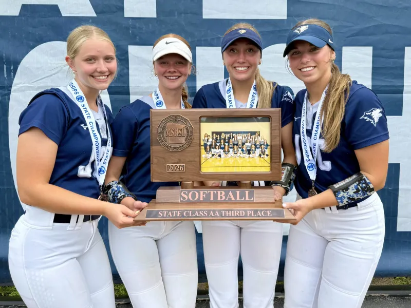 Seniors help turn program around