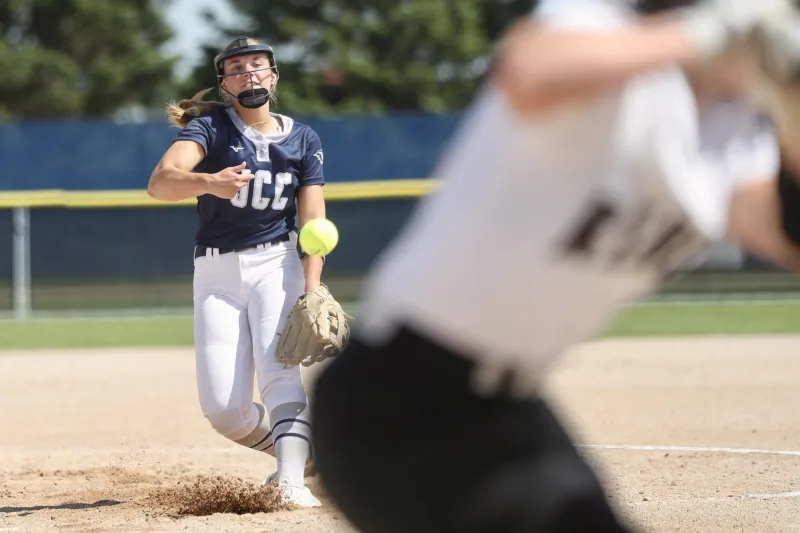 Wachal dominates tournament opener