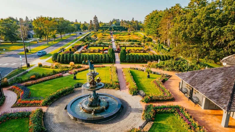 St. Cloud's Gardens Welcome All To Explore Their Vibrant Blooms