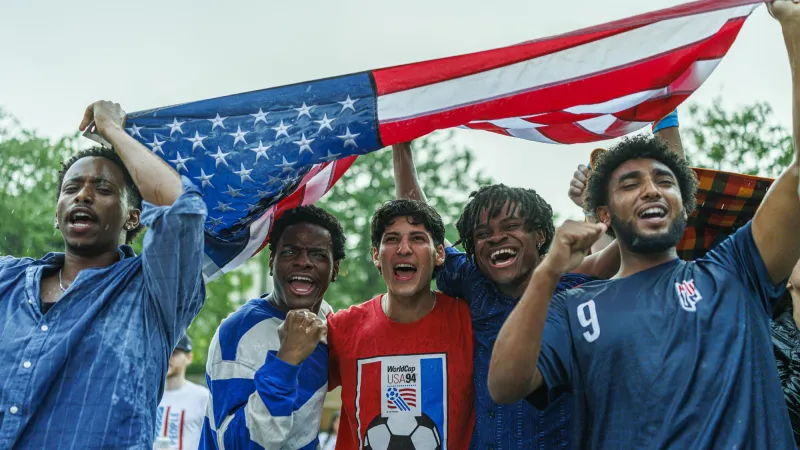 The U.S. dazzles in its World Cup opener, dominating Paraguay 4-1