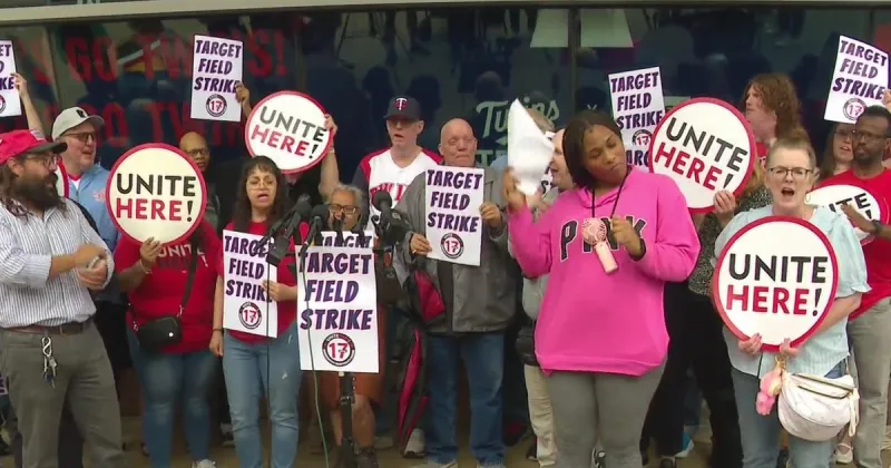 Target Field concessions workers set to begin strike Monday