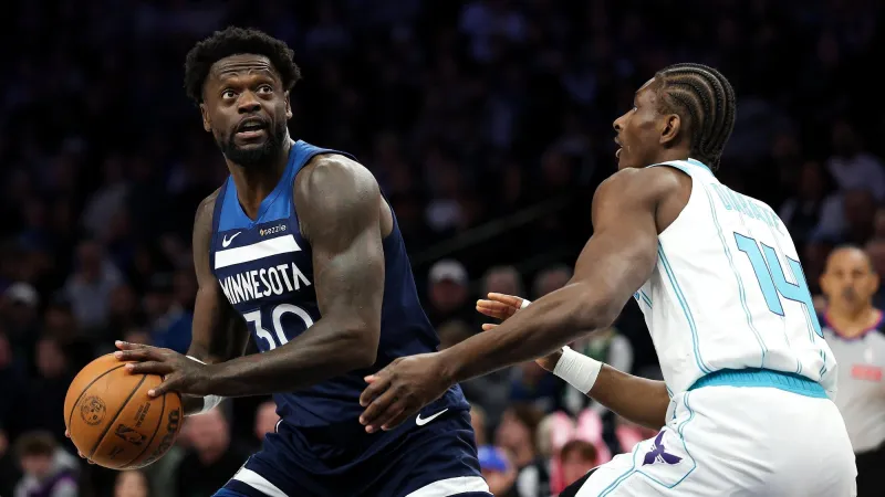 Timberwolves trading Julius Randle to Nets