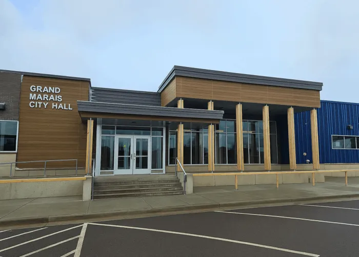 Grand Marais rejects cost-sharing for Sawtooth Bluffs plan
