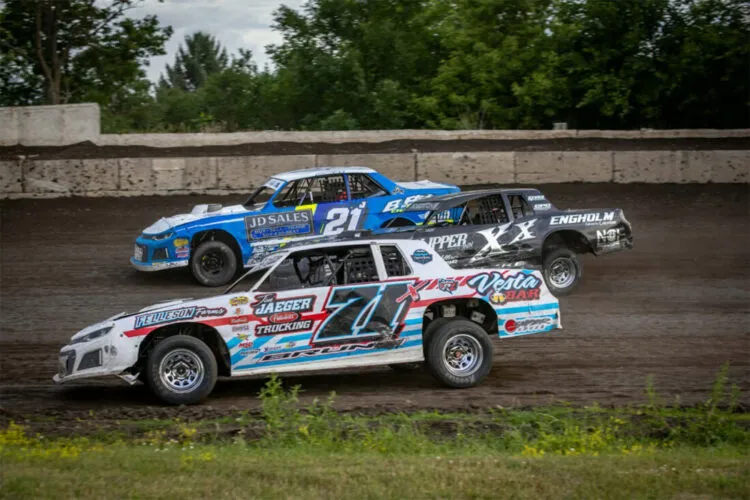 Larson, Rogotzke master 'The Big House' on emotional night at Redwood Speedway