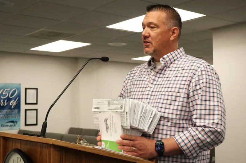 North Dakota county election officials report few issues with new mail-in ballot deadline