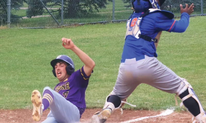 AMATEUR BASEBALL: A's split home games with Foxes, Cubs