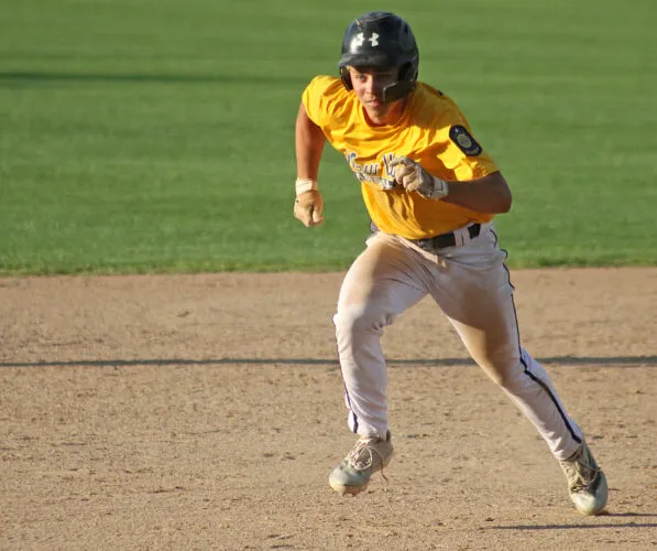 Gold held to 3 hits in UMC semifinals loss