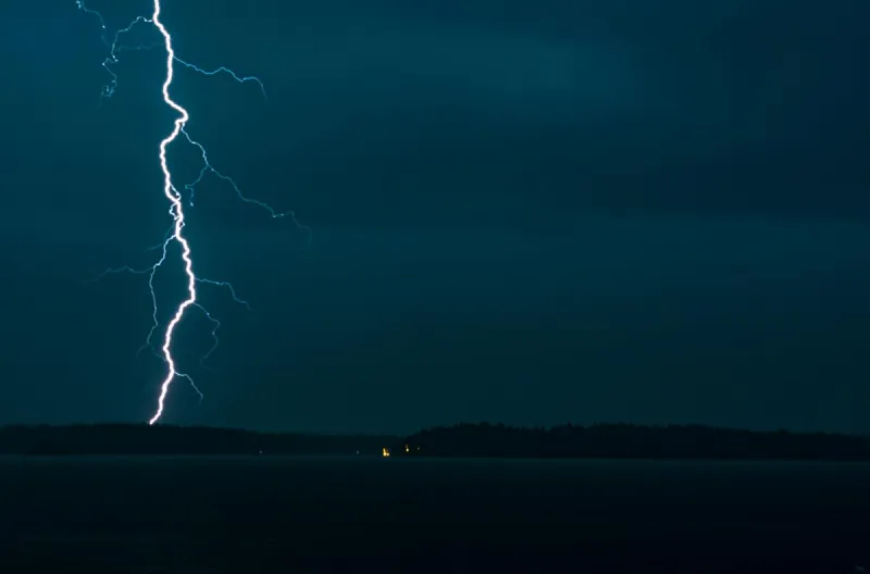 Severe Storms Roar Through Central Minnesota Bringing Strong Winds