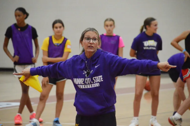Thiesse, MSU basketball program hosts camp in Fairmont