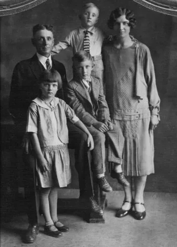 Country School Kids -- Karen Drury Rafson -- The Drurys' first farm in Stanley Township
