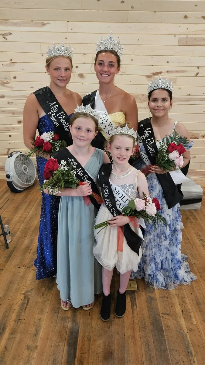 Worms, Molitor earn Miss Brooten titles (VIDEO)