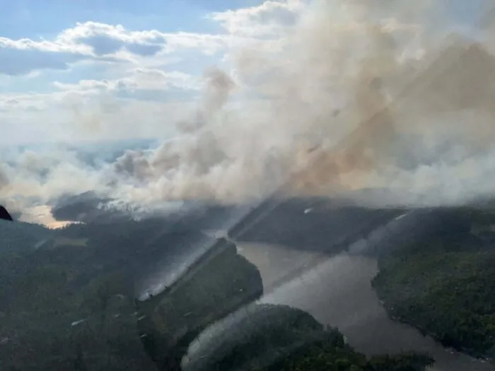 Wildfire activity intensifies across northern Minnesota and along the U.S.-Canada border